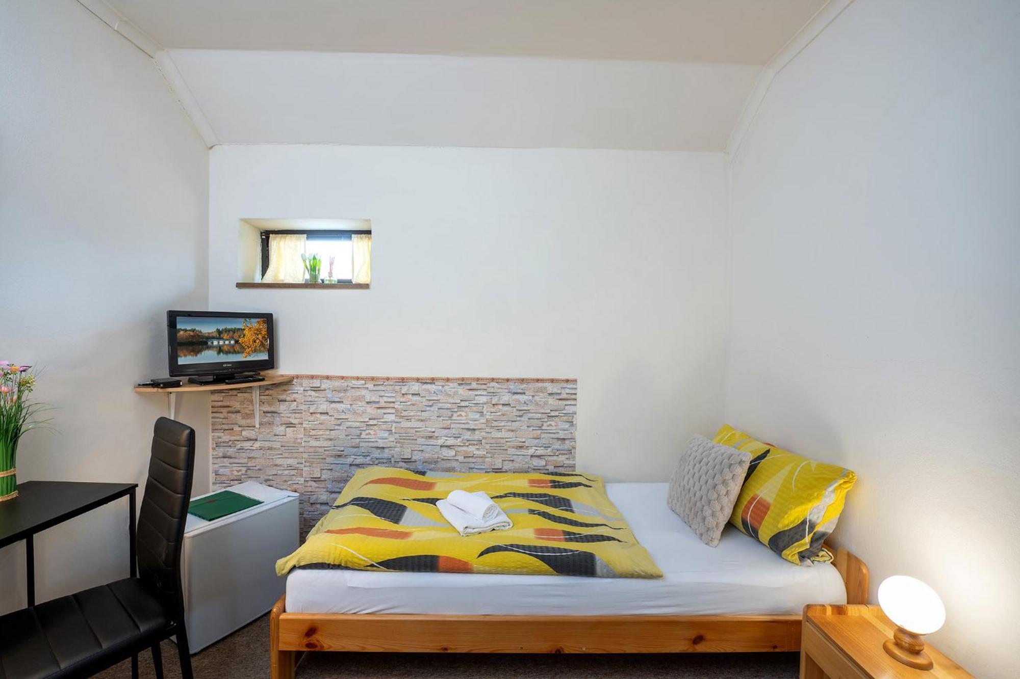 Rodinny Hotel Myslivna Třeboň Eksteriør billede