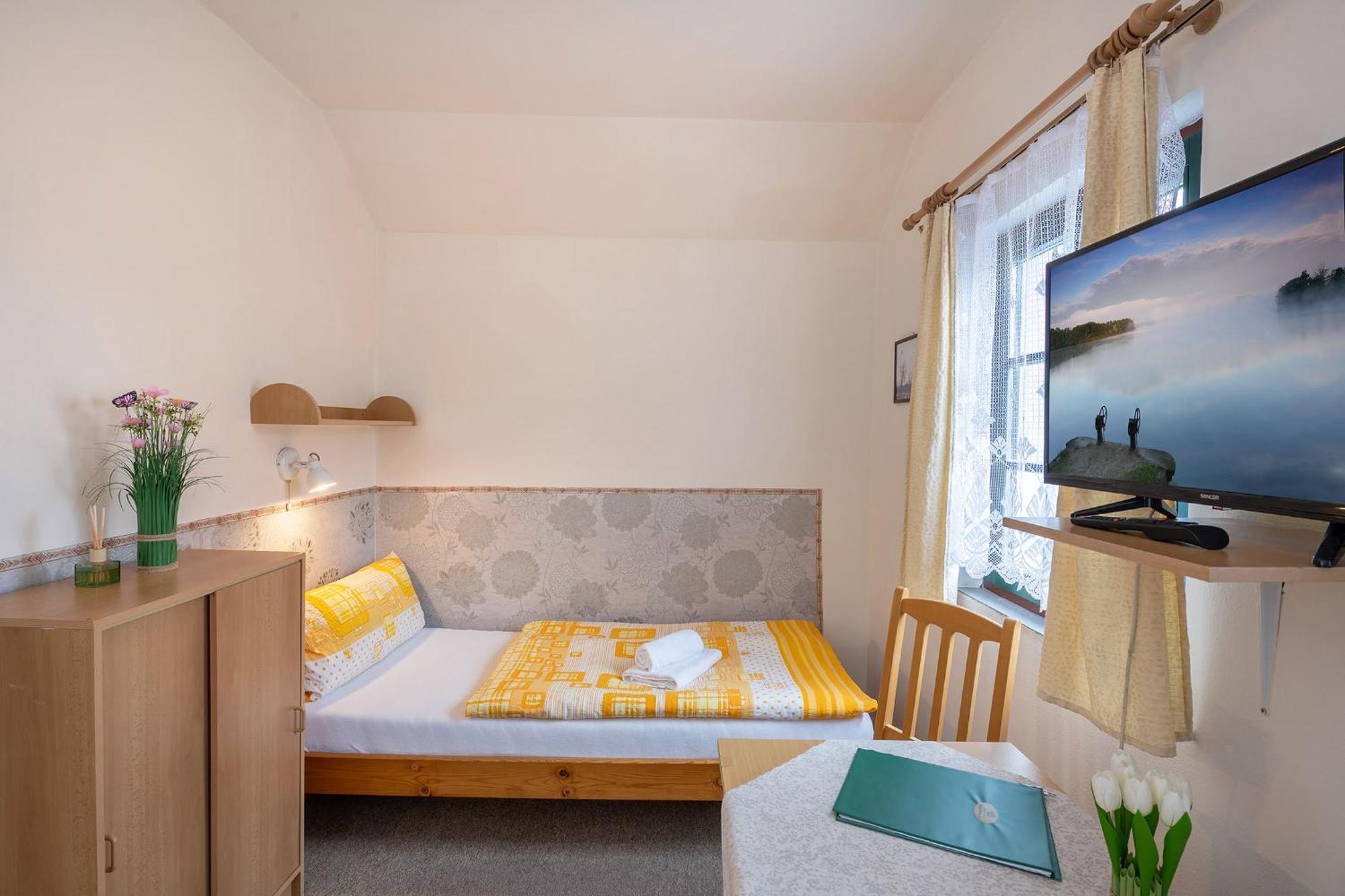 Rodinny Hotel Myslivna Třeboň Eksteriør billede
