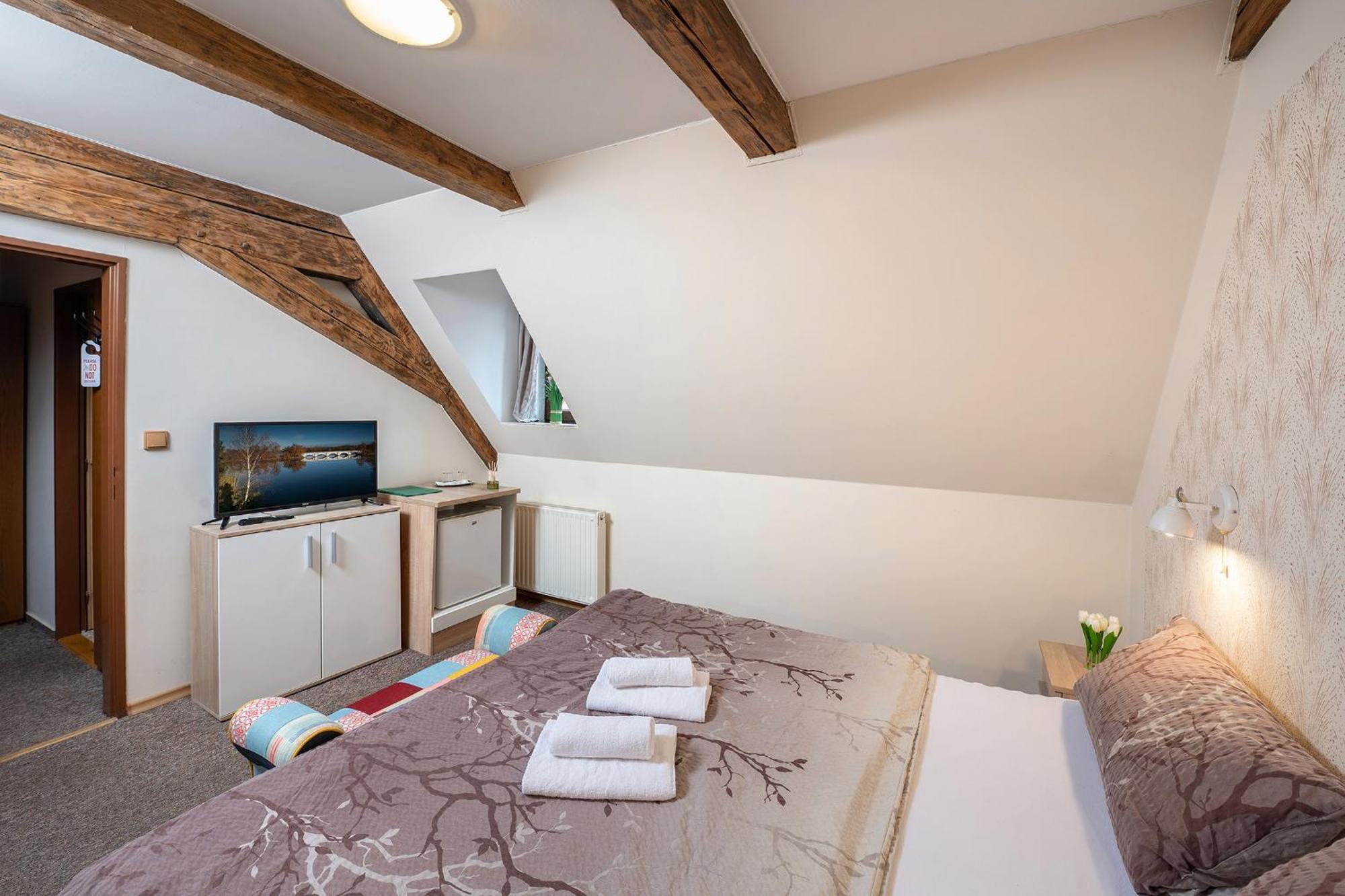 Rodinny Hotel Myslivna Třeboň Eksteriør billede